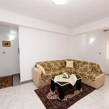 Villa Shabani