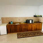 Shabani Vila *